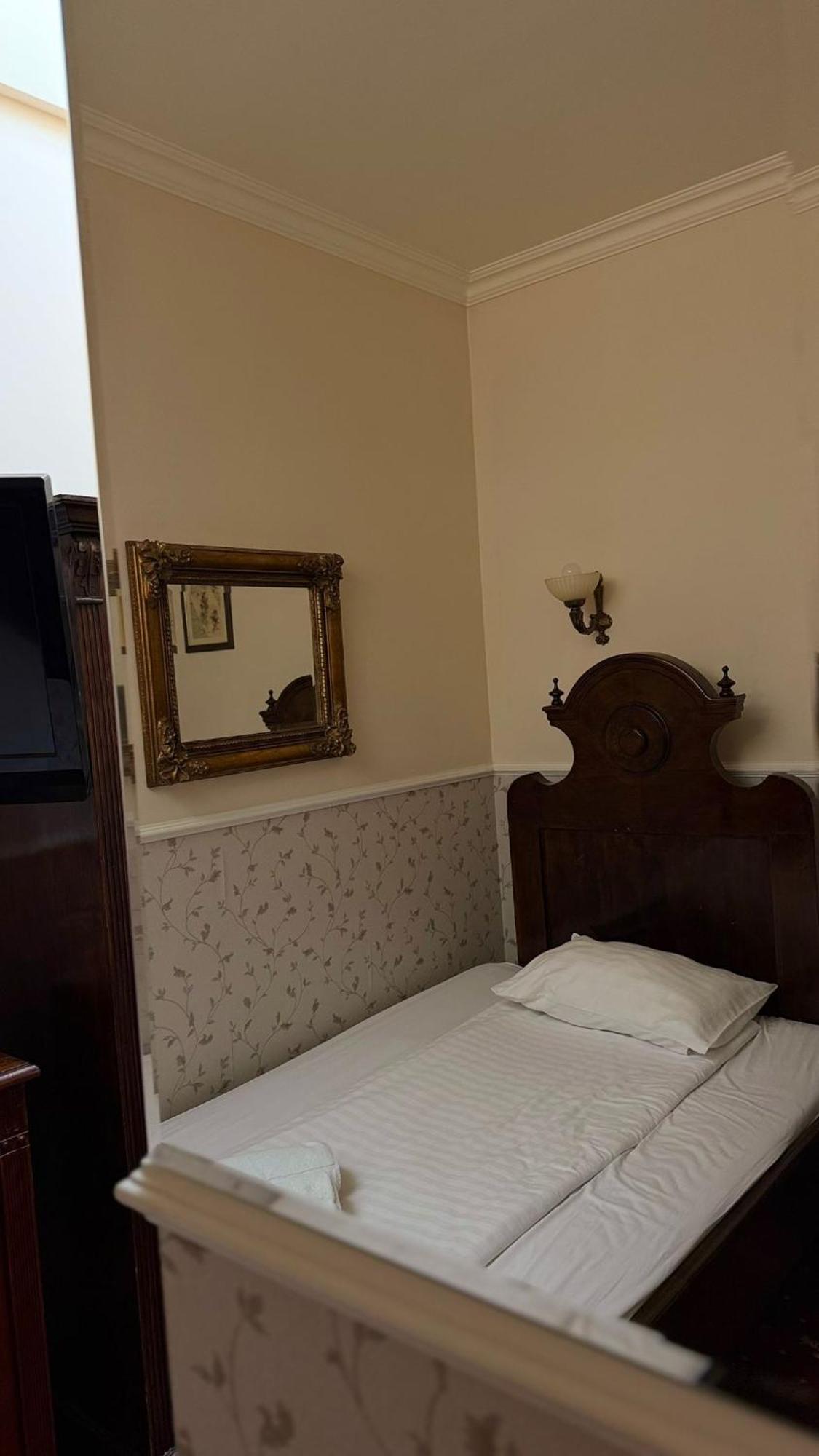 Casa Del Sole Boutique Hotel Timisoara Bilik gambar